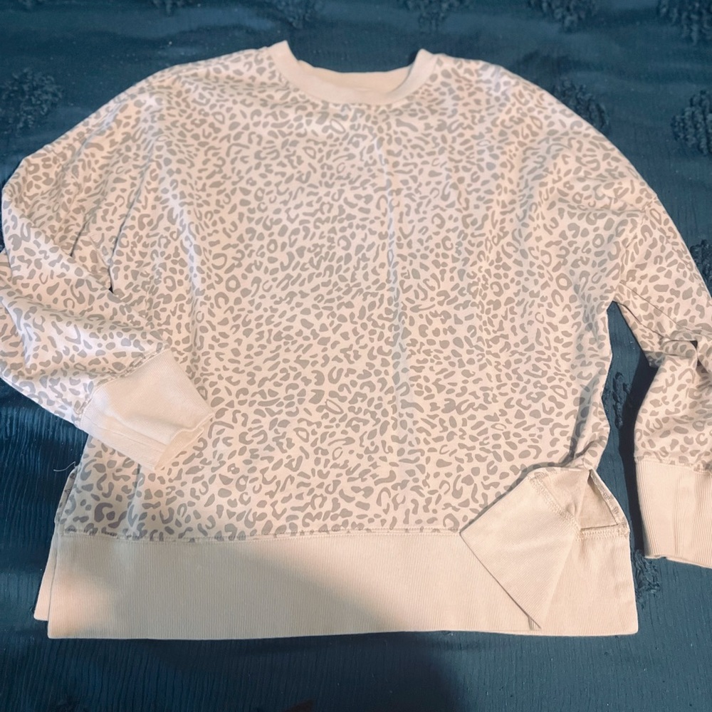 Pink Lily Pullover